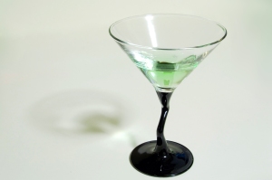 This isn't even a gin rickey, it's a photo of a martini!